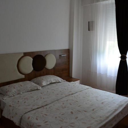 M@D Apartment Timisoara Esterno foto